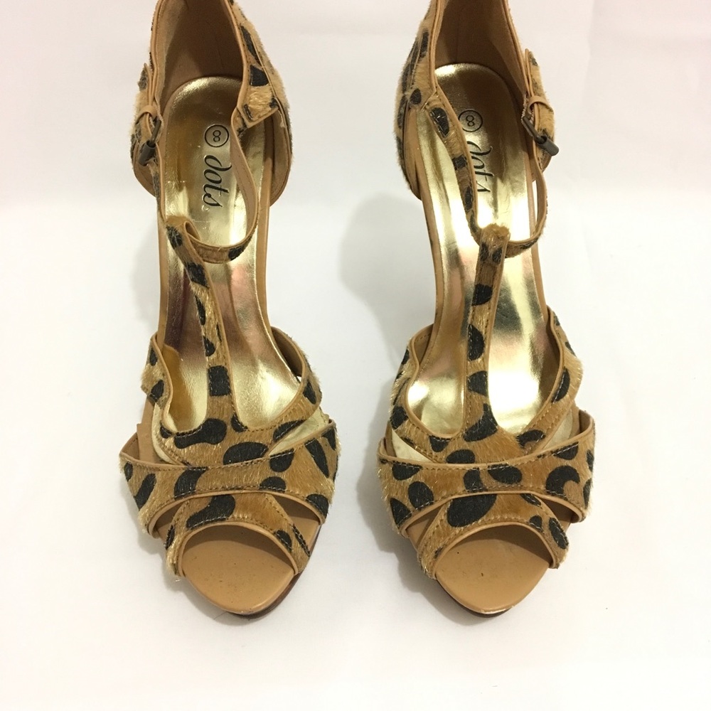 Shoes - Picture 2 of 3